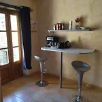 Proche Avignon Grande Maison De Village Au Calme Holiday home