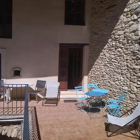 Tatil Evi Proche Avignon Grande Maison De Village Au Calme *