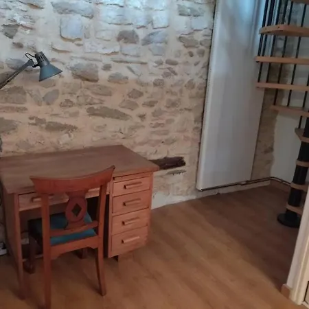Proche Avignon Grande Maison De Village Au Calme Prázdninový dům *