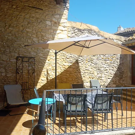 Proche Avignon Grande Maison De Village Au Calme Holiday home