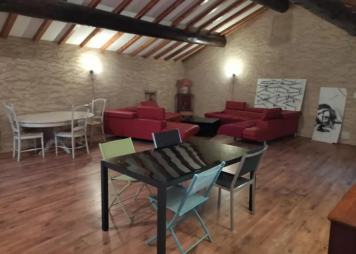 Casa vacanze Proche Avignon Grande Maison De Village Au Calme Saint-Laurent-des-Arbres