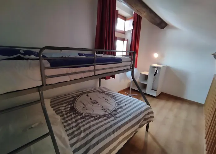 Proche Avignon Grande Maison De Village Au Calme Casa vacanze